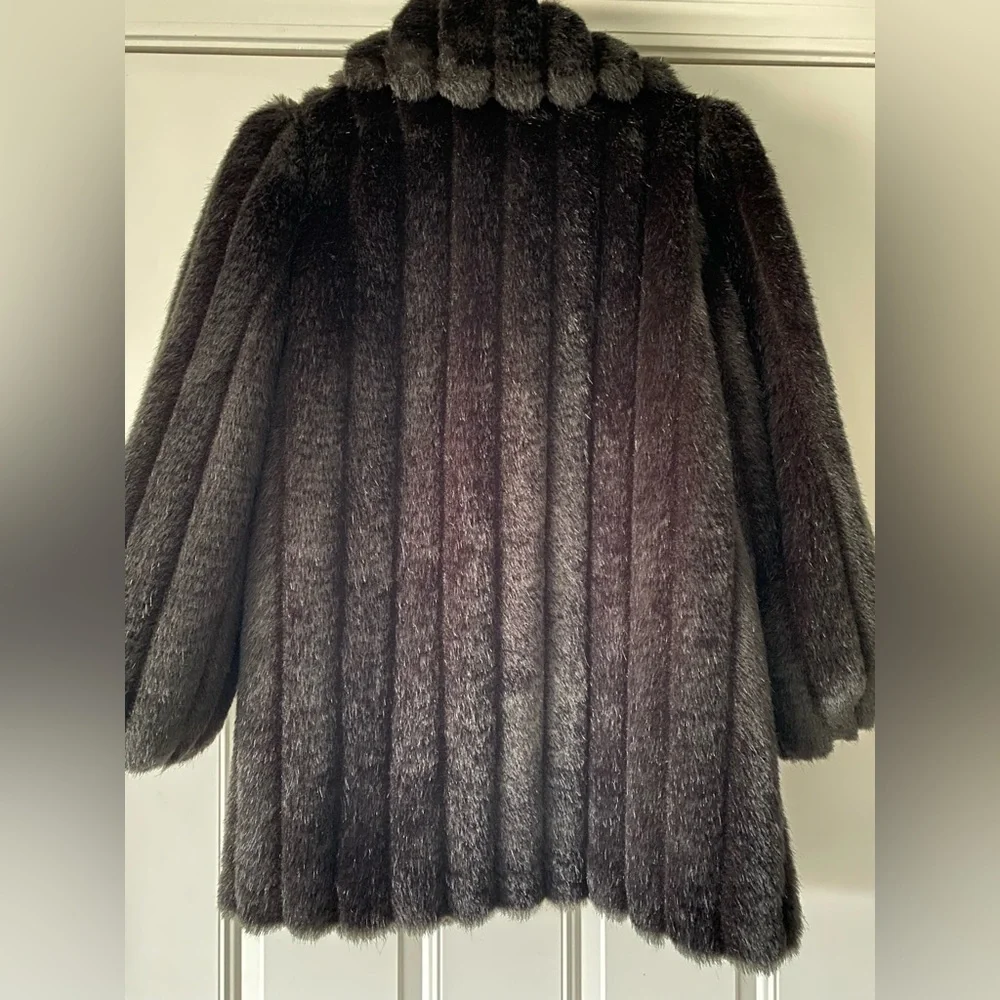 Vintage Jordache Black Faux Fur Jacket - Picture 4 of 5
